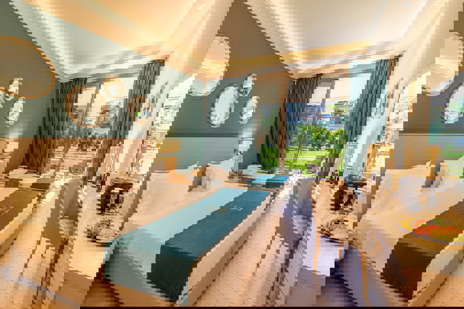 Almyros Beach Resort & Spa